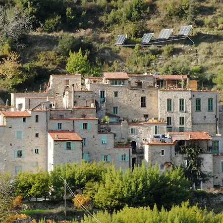 Ecovillaggio Torri Superiore * Torri (Florence)